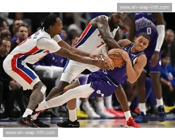 铁血碰撞与速度风暴：当印第安纳步行者遇上底特律活塞，谁才是东部的硬骨头？